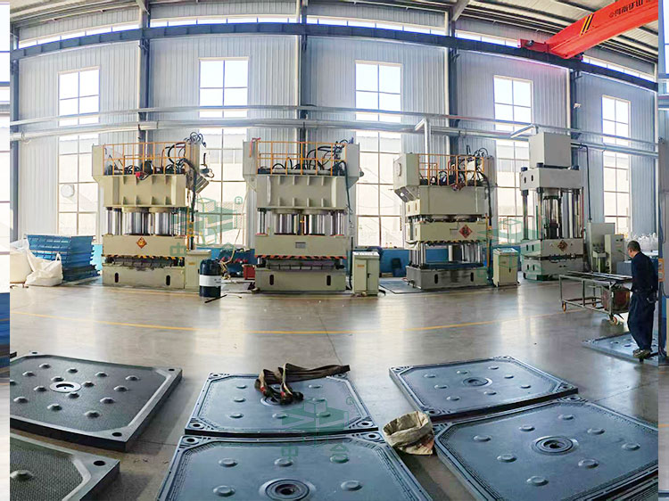 3600噸壓濾機(jī)濾板成型液壓機(jī)現(xiàn)場.jpg